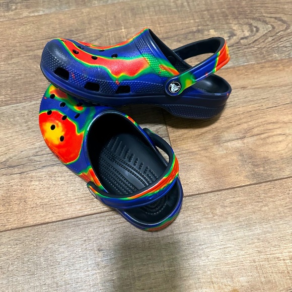 Crocs - Picture 2 of 5